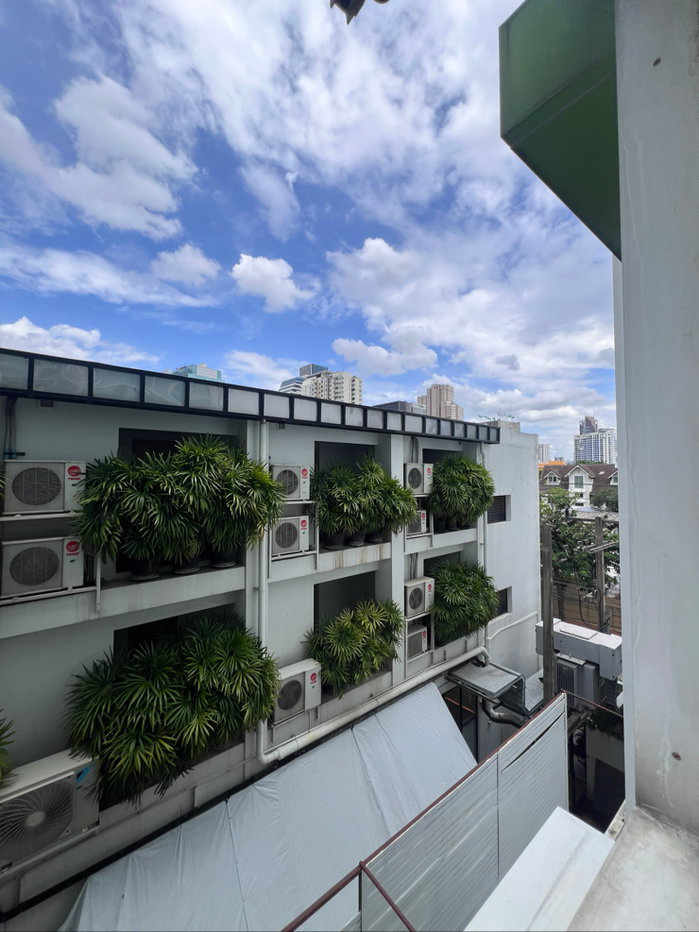รูป Chateau Phaholyothin 11 nice view 36 sqm  - รูปที่ 2/28