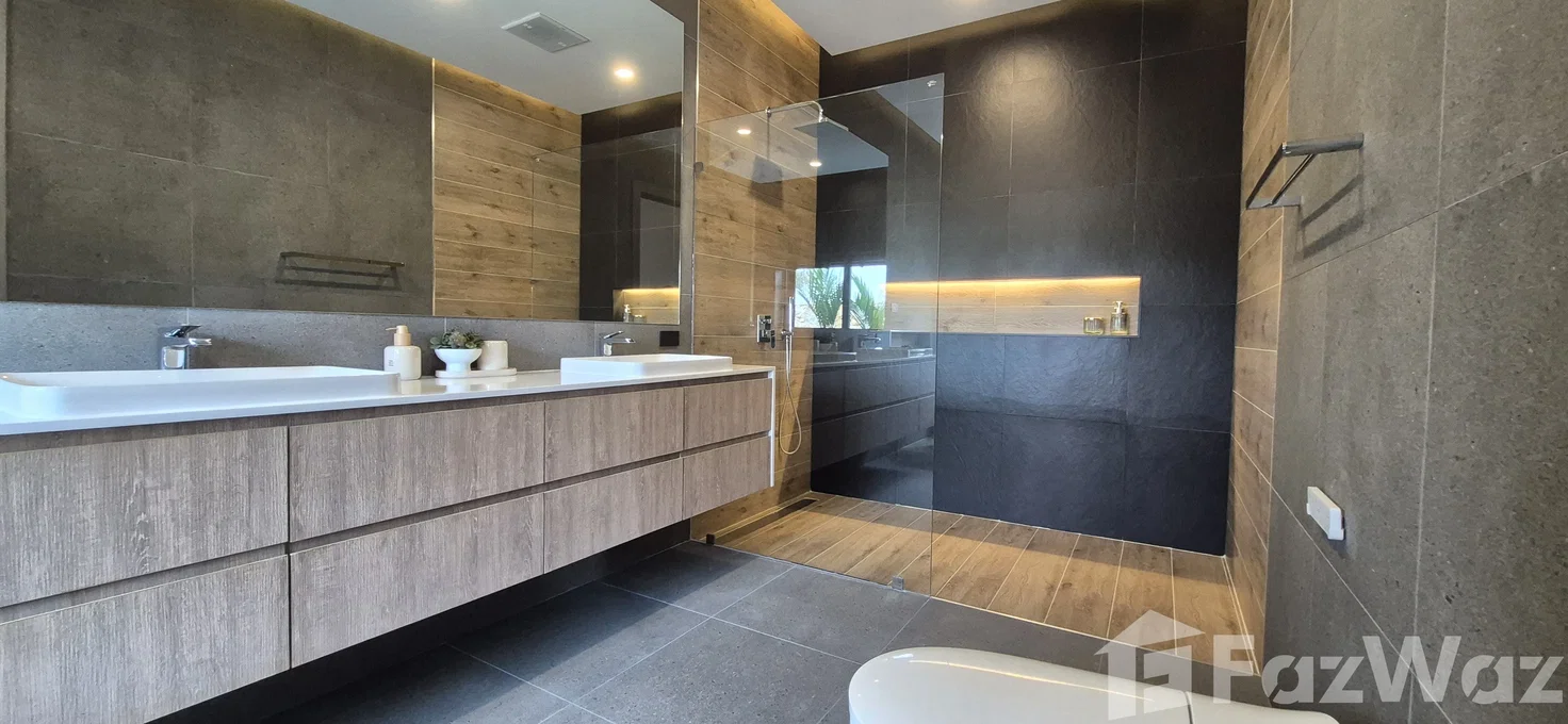 รูป บ้านเดี่ยวให้เช่า 4 ห้องนอน ในโครงการ เดอะ วิลเลช แอด ฮอร์สชู พอยท์ 6210855 - รูปที่ 8/31