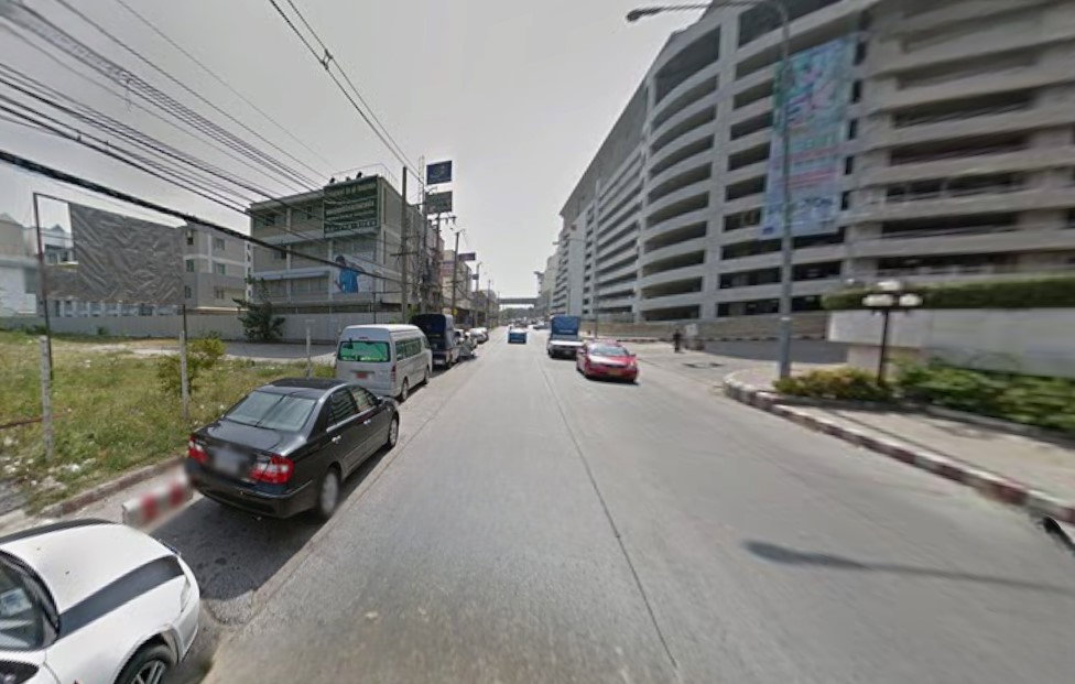 picture Land for Sale on Bang Na-Trat Rd., Near Central Bangna - 2/2