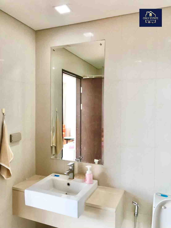 picture For Sale: Exclusive Corner Unit at Le Luk Condo – Steps from BTS Phra Khanong - 25/65