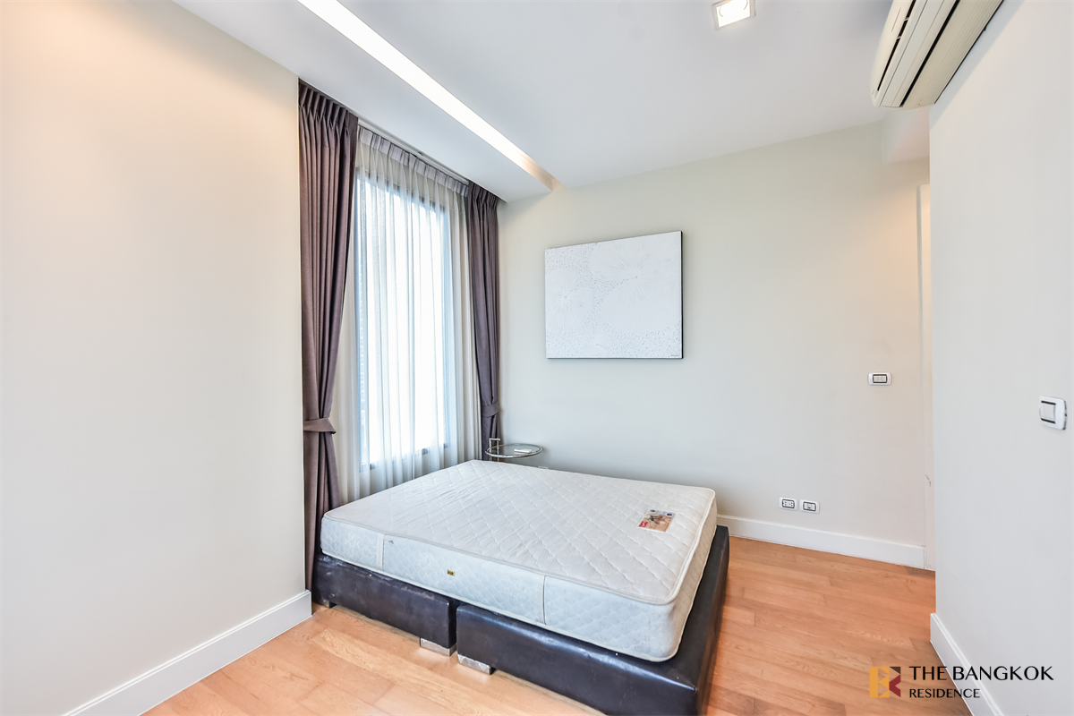 picture Equinox Phahol-Vipha Ready-to-move-in Condo at an Amazing Price!! - 6/10