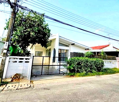 เช่าบ้านเดี่ยว วิทยาลัยสิ่งแวดล้อม : H0822♛บ้านเดี่ยว ให้เช่า 3 ห้องนอน⚝เสนานิคม♜BTS เสนานิคม∞099-5919653,065-9423251▚Line@sureresidence