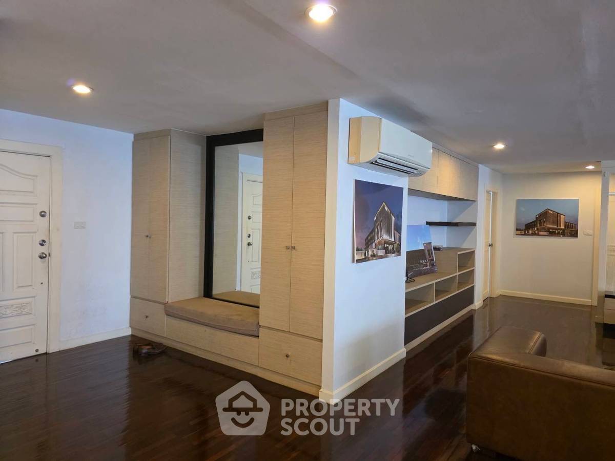 picture Spacious 3-BR 240 Sqm At DS Tower 1 Near BTS Phrom Phong (ID 3191623) - 2/8