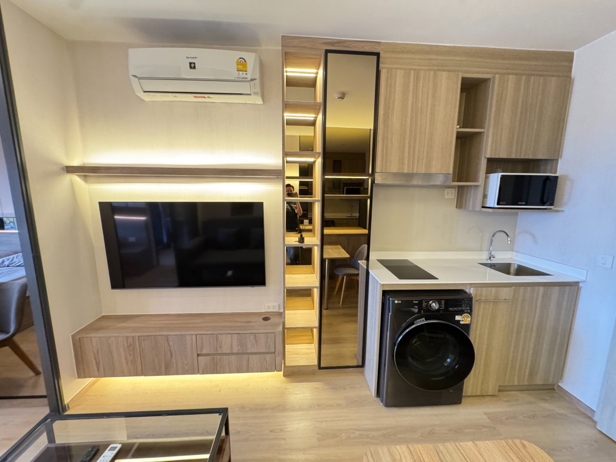 รูป Condo for RENT : Life Rama 4 Asoke 𝐒𝐢𝐳𝐞 : 30 sqm. 𝐓𝐲𝐩𝐞 : 1 Bed 1 Bath / City View 𝐅𝐥𝐨𝐨𝐫 : 27th ✅Fully furnished - รูปที่ 4/13