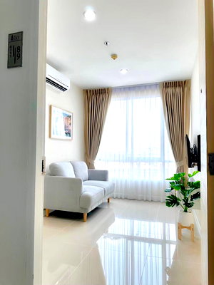 Condos for rent : Condo for rent at The Sky Sukhumvit near BTS Udomsuk, (Rt-01)