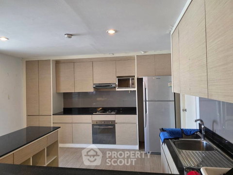 Spacious 3-BR 240 Sqm At DS Tower 1 Near BTS Phrom Phong (ID 3191623)