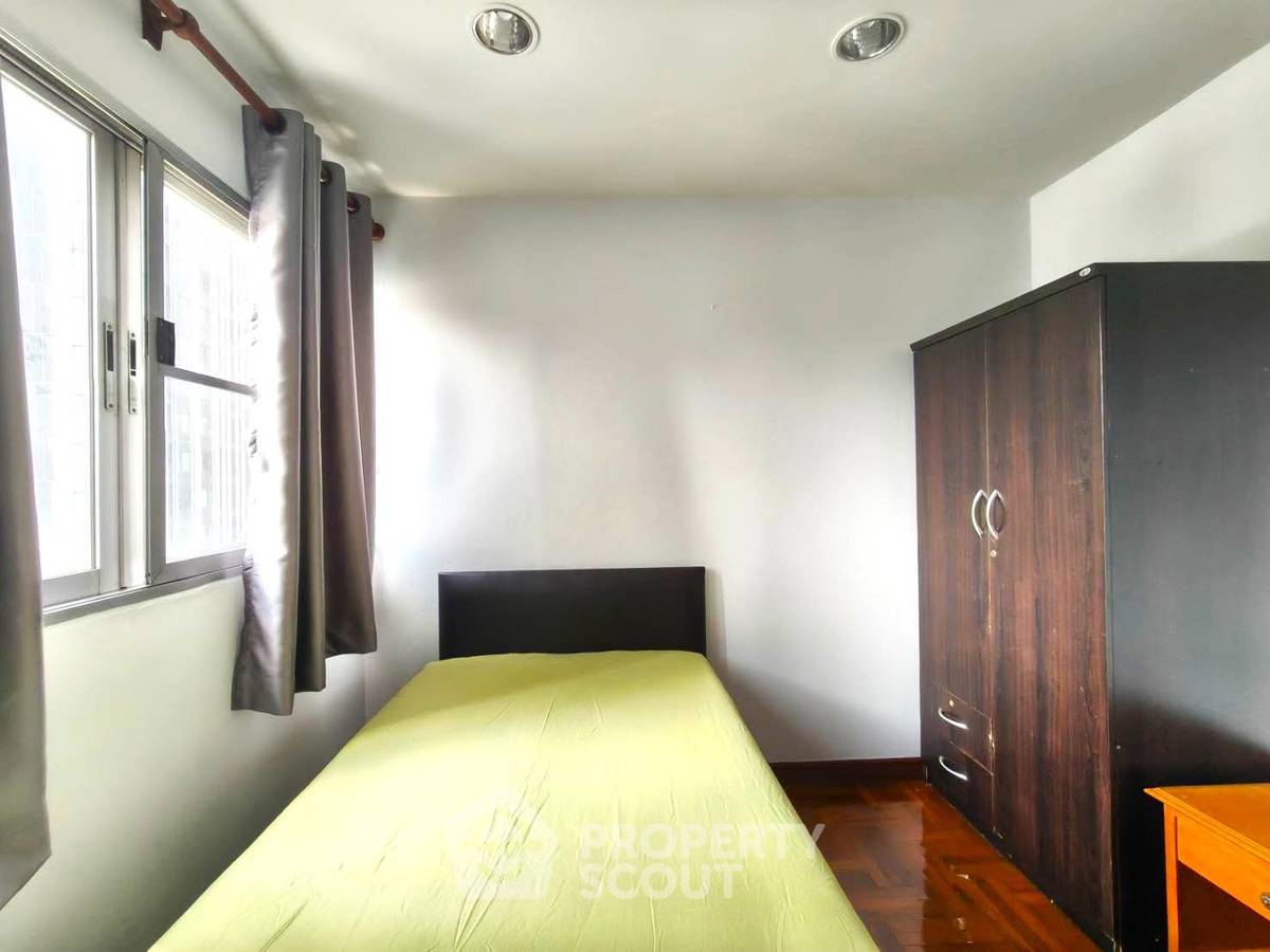 รูป คอนโด 2 ห้องนอน ขนาด 81 ตร.ม. Wittayu Complex ใกล้ BTS เพลินจิต (ID 3193745) - รูปที่ 2/7