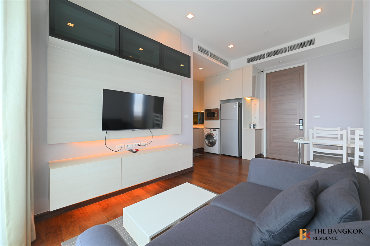 picture Q Asoke near MRT Phetchaburi Station Easy Travel, Fully Utilized Space - 7/10
