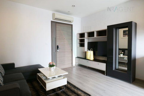 For Rent Condo THE ROOM SUKHUMVIT 69 Building 1, Floor 19,1 bed room, Room size 44.00 sqm