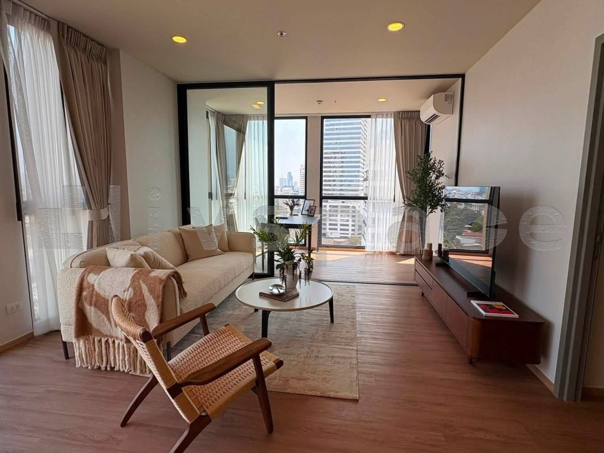 picture ▚ L0FC49ツ FOR RENT: The Issara Sathorn 2 Bed 2 Bath 90sqm Beautifully Decorated High Floor Unblocked View Cool Facing✨ - 2/18