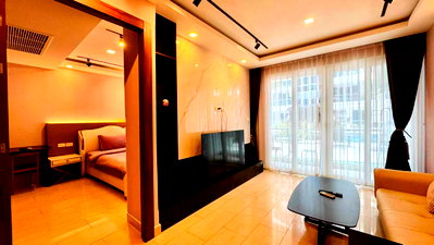 ขายคอนโด : Grand Avenue Residence วิวสระ pool access คอนโดพัทยากลาง ซ.บัวขาว 47ตารางเมตร 1นอน 1น้ำ โควต้าต่างชาติ