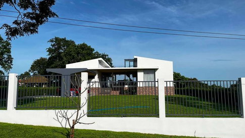 Luxury house for sale in Phoenix Gold Golf Course, Pattaya. Large house.