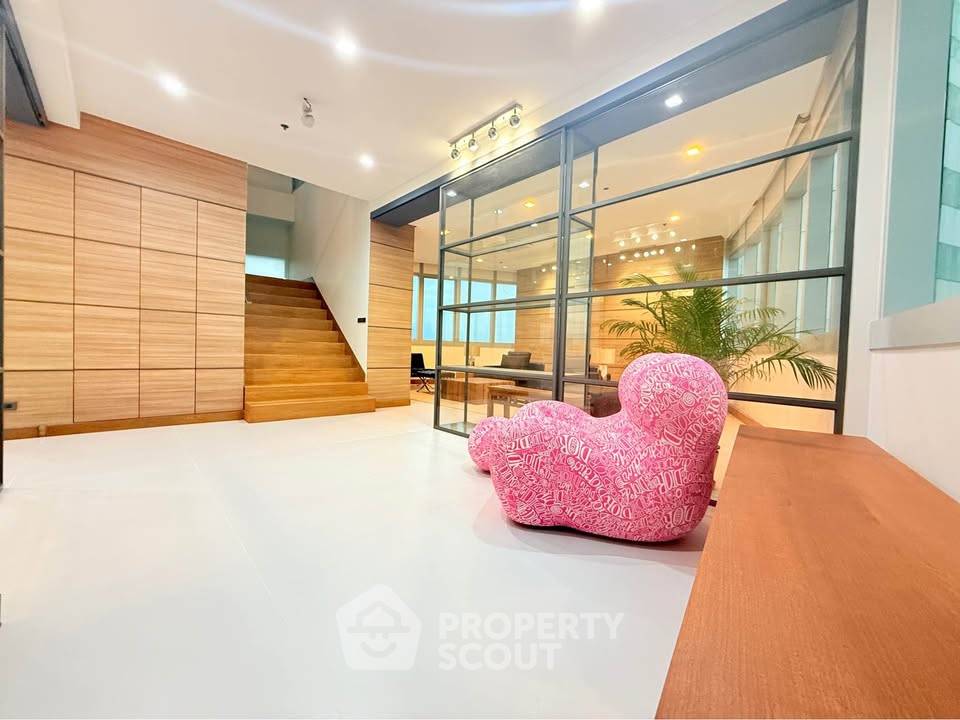 รูป 260 ตร.ม. 3 ห้องนอน ชั้น 40-41 Millennium Residence @ Sukhumvit Condominium BTS อโศก (ID 3194046) - รูปที่ 7/27
