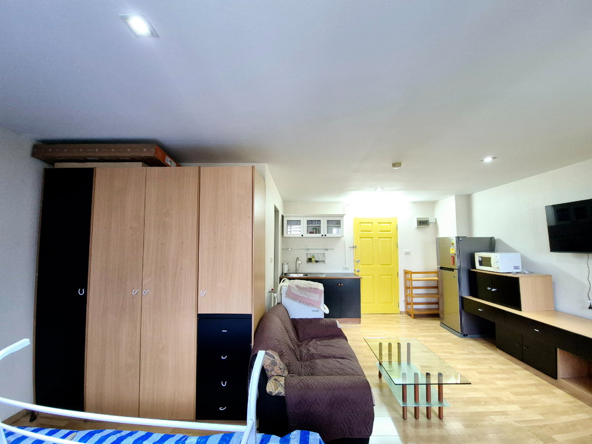 picture 15,000 baht/month 1/1 bed First Sukhumvit 1 BTS Ploenjit - 3/12