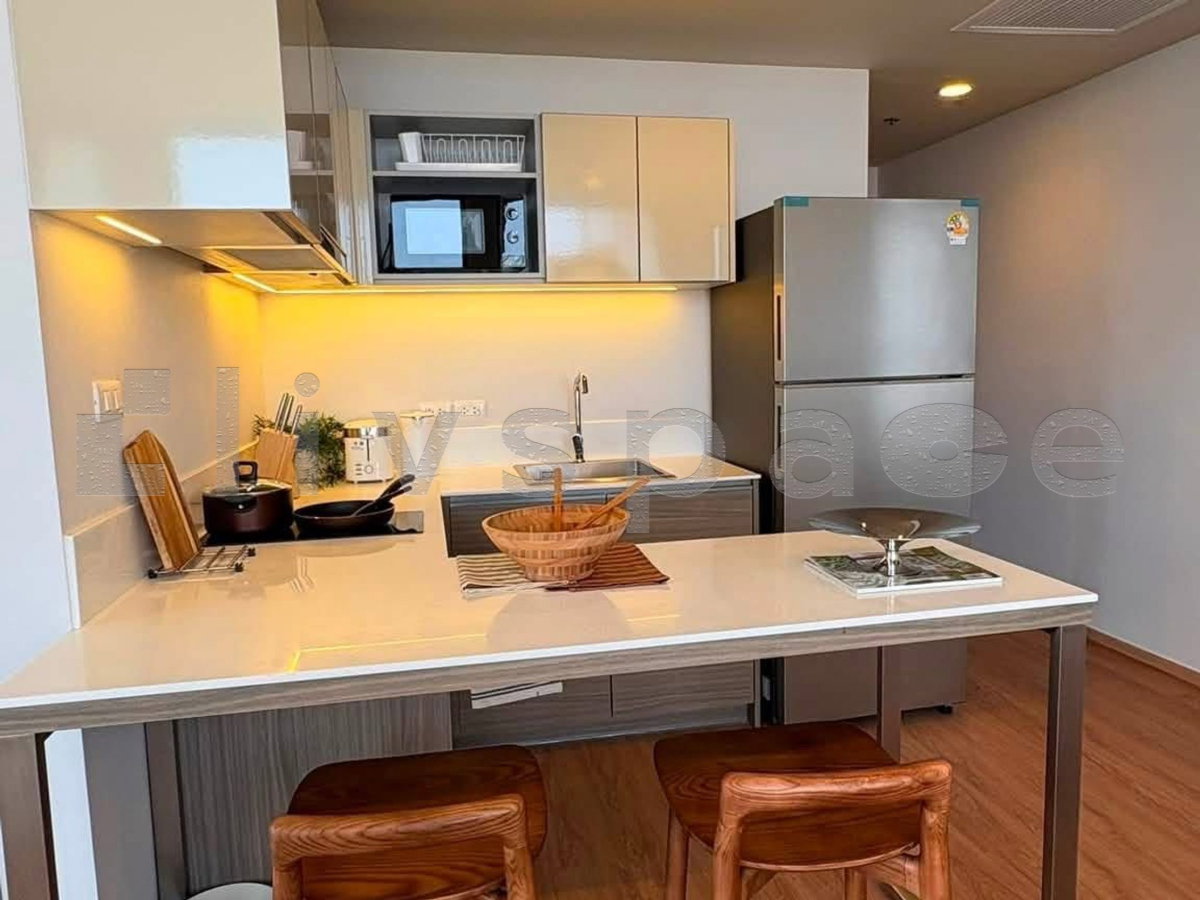 picture ▚ L0FC49ツ FOR RENT: The Issara Sathorn 2 Bed 2 Bath 90sqm Beautifully Decorated High Floor Unblocked View Cool Facing✨ - 7/18