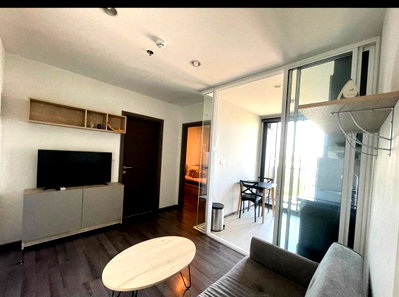 ขายคอนโด : **ขายด่วน** The Base Height Condo ห้องสวย  เฟอร์นิเจอร์ครบ