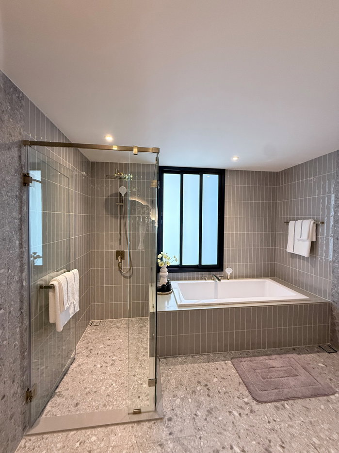 รูป VIA 34 | 3 BEDROOM 3 BATHROOM | 152.01 SQ.M. | ฿48.20 MB - รูปที่ 12/14
