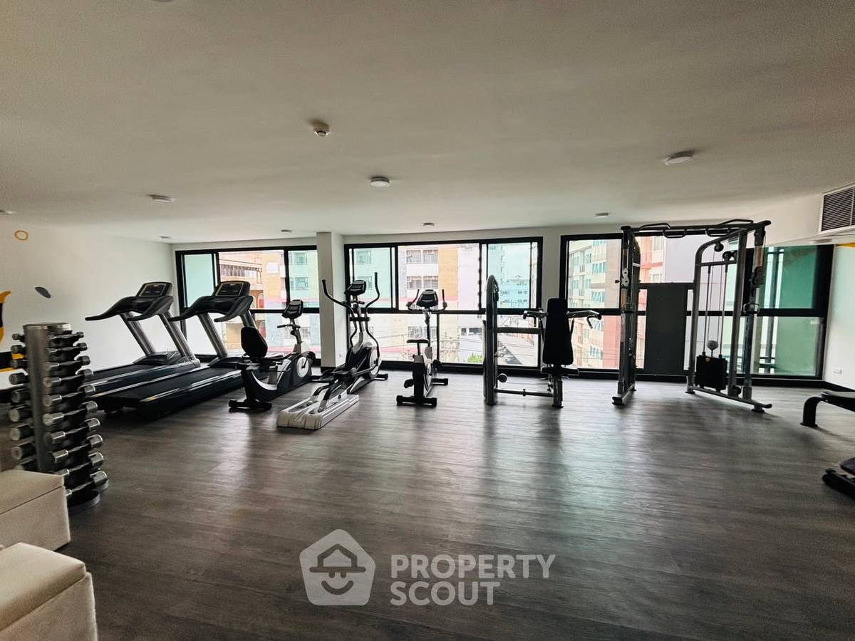 picture Pet-Friendly 1-BR At Chateau In Town Pinklao, MRT Sirindhorn (ID 3193732) - 3/18
