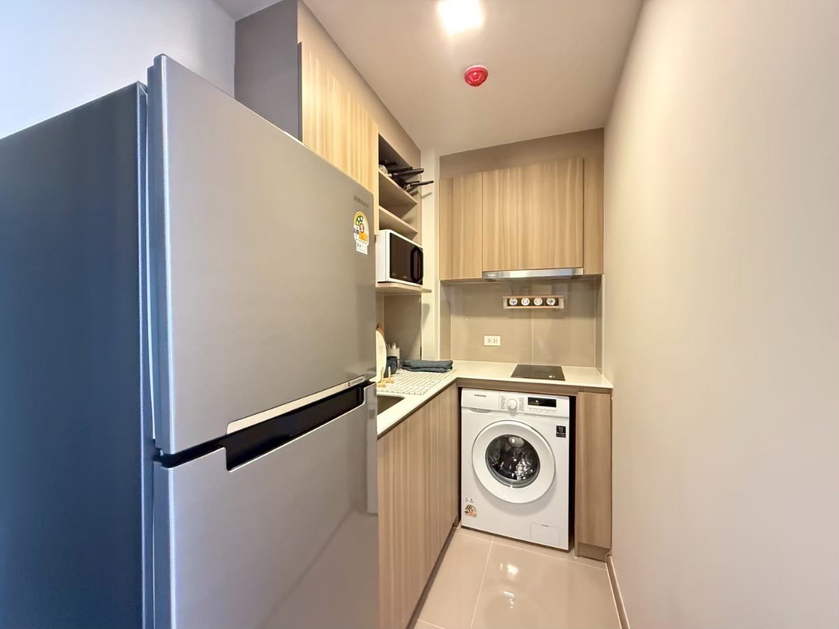 picture Ready to move in Condo near Central - 3/14