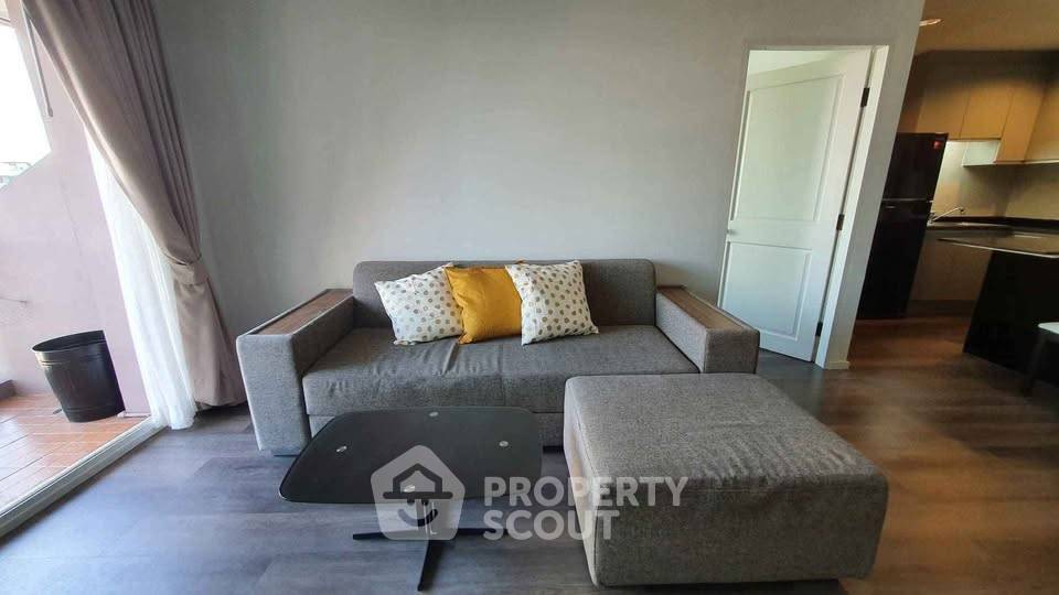 รูป คอนโด 2 ห้องนอน ให้เช่า Serene Place Sukhumvit 24 ใกล้ BTS พร้อมพงษ์ (ID 3194223) - รูปที่ 2/6