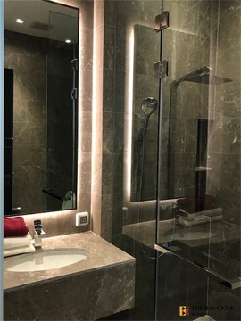 Luxury Unit, Ready for You Without the Wait The Diplomat 39 near BTS Phrom Phong