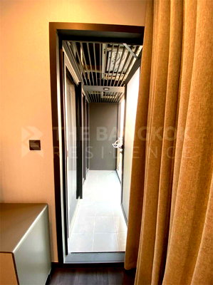 Condos for sale : Special deal, best price ever The Line Asoke-Ratchada near MRT Rama 9 Station
