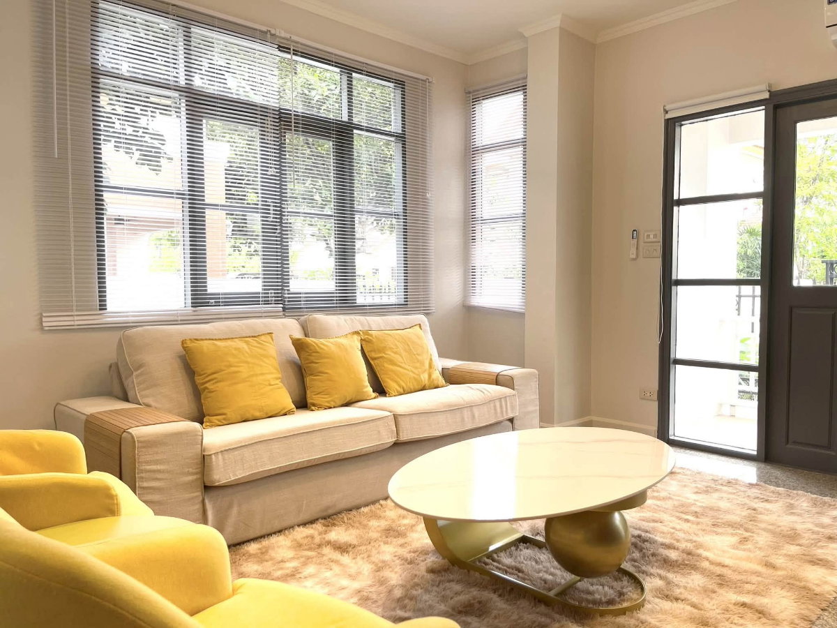 รูป ให้เช่า บ้านเดี่ยวรีโนเวทใหม่ บ้านกรองทอง พัฒนาการ 32 | ใกล้ทองหล่อ 5 กม. | Pet Friendly | ทำ Home Office ได้ - รูปที่ 7/20