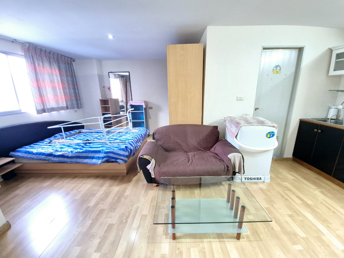 picture 15,000 baht/month 1/1 bed First Sukhumvit 1 BTS Ploenjit - 1/12