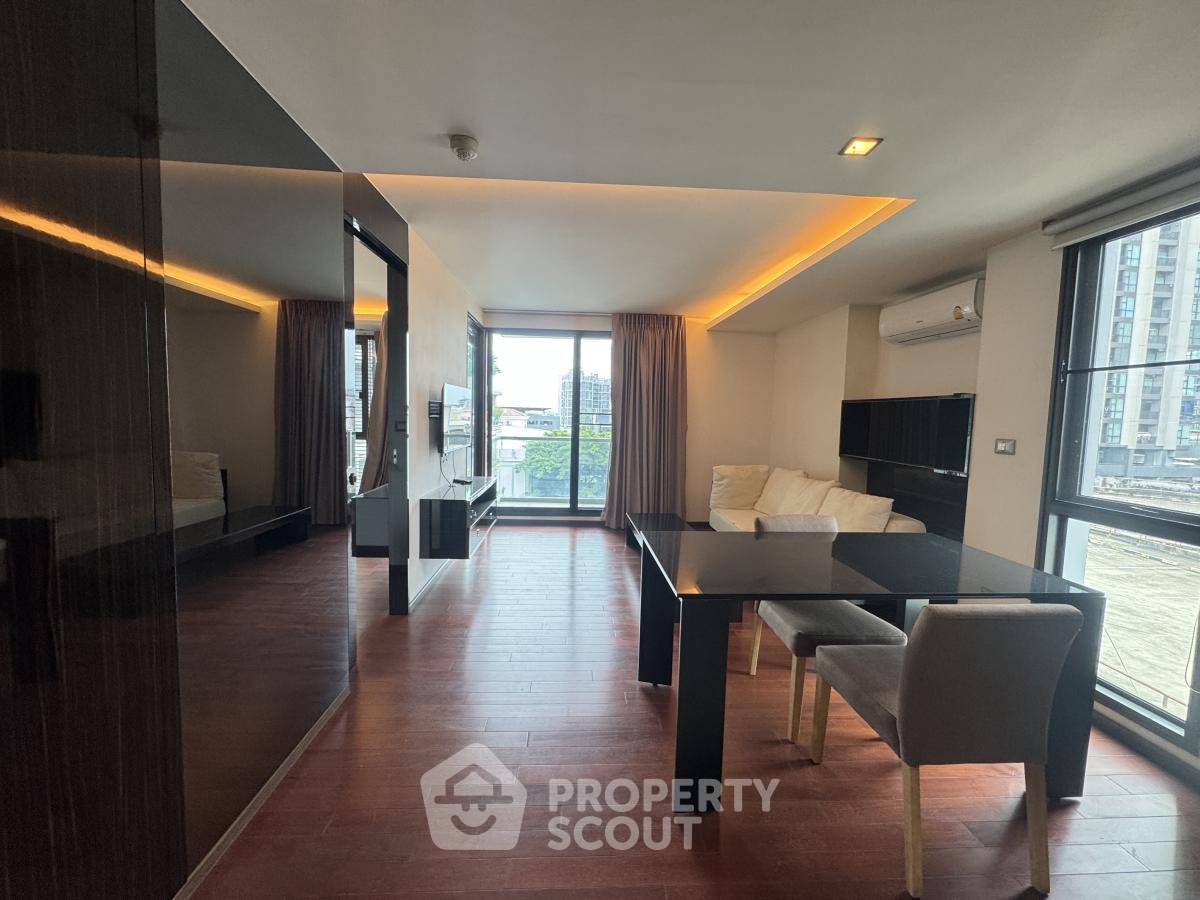 รูป คอนโด 1 ห้องนอน The Address Sukhumvit 61 ใกล้ BTS เอกมัย (ID 2299513) - รูปที่ 3/6