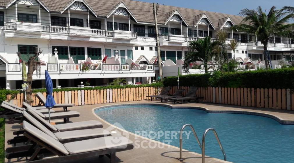 picture 4-BR 270 Sqm Townhouse At Baan Thai Villas, Khao Takiab (ID 2049581) - 5/8