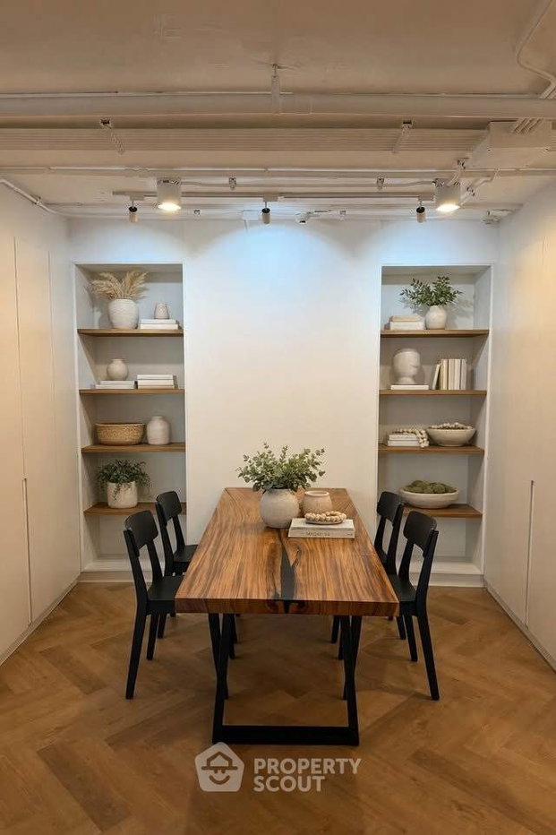 picture Spacious 3-BR 143 Sqm At Richmond Palace, BTS Phrom Phong (ID 3133840) - 8/13