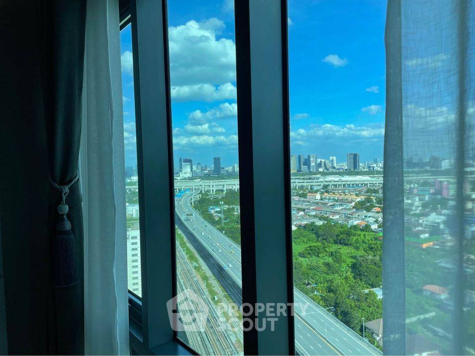 picture 21st-Floor 2-BR Duplex Metro Sky Prachachuen, 400m To MRT Bang Son (ID 1530388) - 14/17