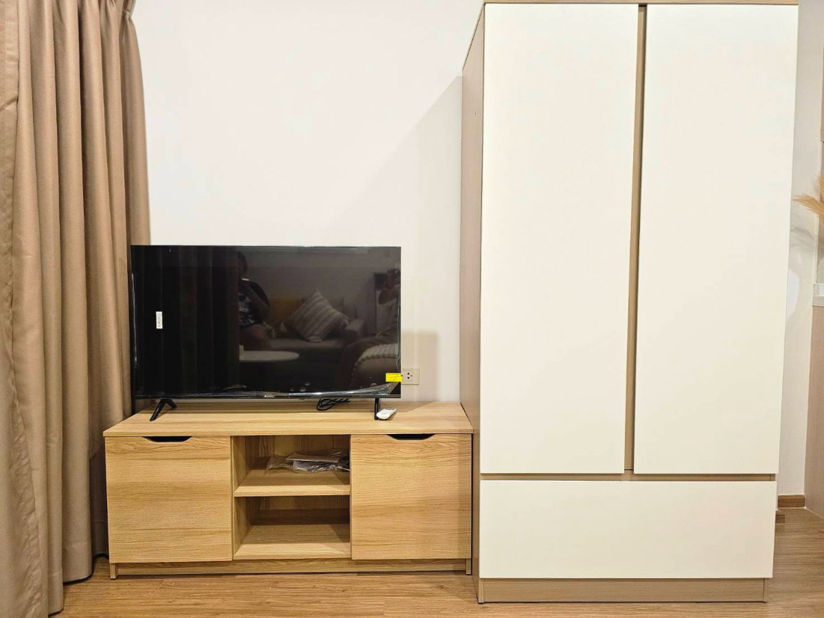 รูป ให้เช่า The Livin Ramkhamhaeng ห้องใหม่มือ 1 วิวสระ ใกล้ MRT ลำสาลี เพียง 11,500 บาท - รูปที่ 8/13