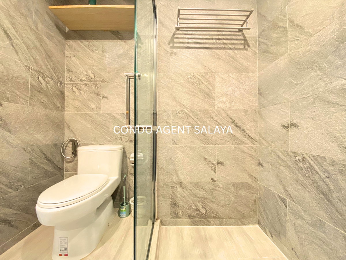 picture For sale V Condo Salaya 𝟏 𝐁𝐞𝐝𝐫𝐨𝐨𝐦 | 𝟏 𝐁𝐚𝐭𝐡𝐫𝐨𝐨𝐦 🛁 Golf Course View - 10/18
