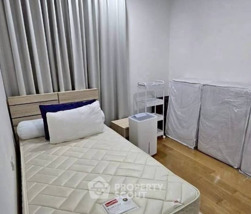 picture 300m To BTS Sala Daeng | 2-BR Condolette Light Convent (ID 3164936) - 5/6