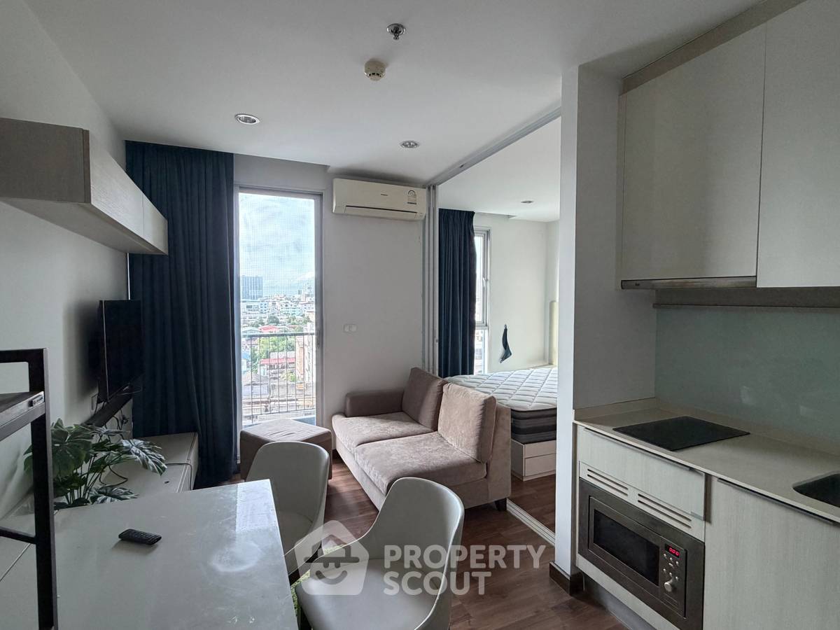 picture 100m To MRT Tao Poon, 1-BR Condo At Chewathai Interchange (ID 3190061) - 1/6