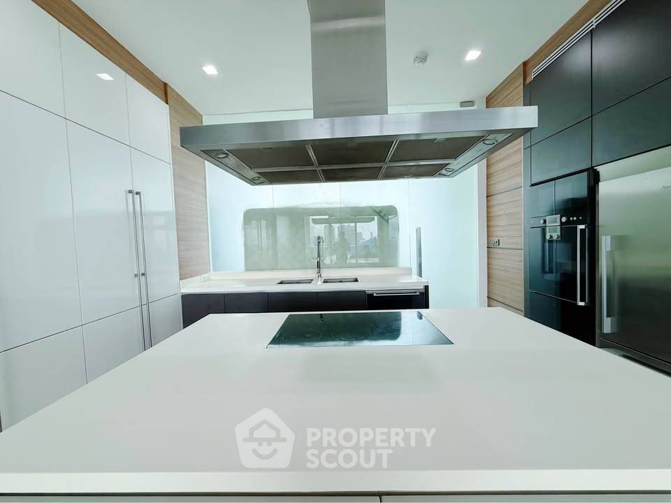 รูป 260 ตร.ม. 3 ห้องนอน ชั้น 40-41 Millennium Residence @ Sukhumvit Condominium BTS อโศก (ID 3194046) - รูปที่ 26/27