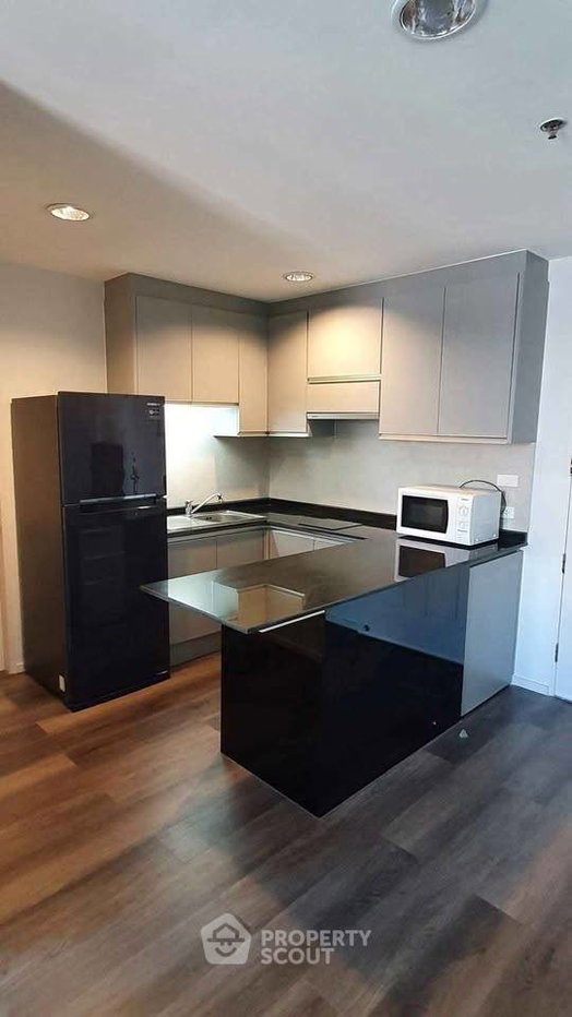 รูป คอนโด 2 ห้องนอน ให้เช่า Serene Place Sukhumvit 24 ใกล้ BTS พร้อมพงษ์ (ID 3194223) - รูปที่ 4/6