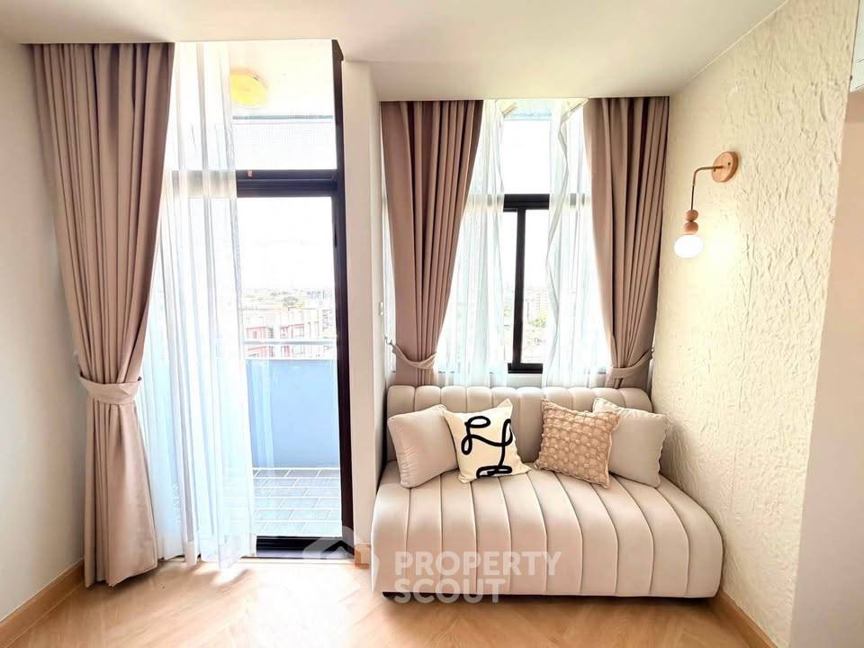 picture 1-BR Ratchaarpa Tower Condominium For Sale In Chan Kasem (ID 3193613) - 4/10