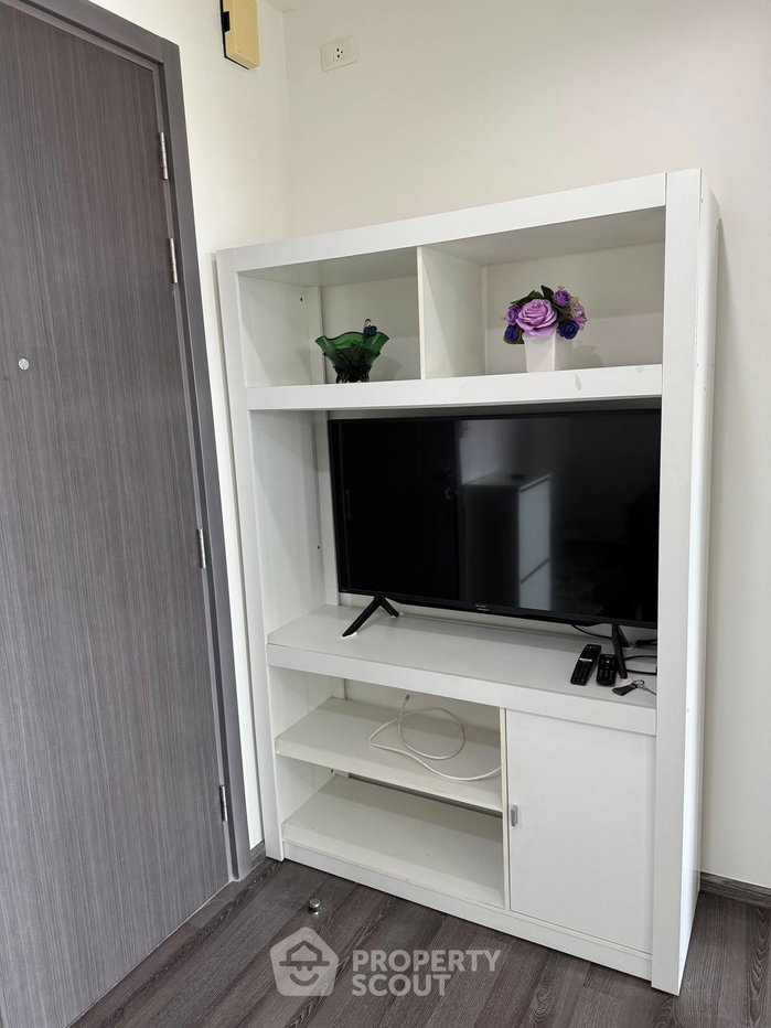 picture 17th-Floor 1-BR At The Base Park East Sukhumvit 77, BTS On Nut (ID 2319265) - 8/16