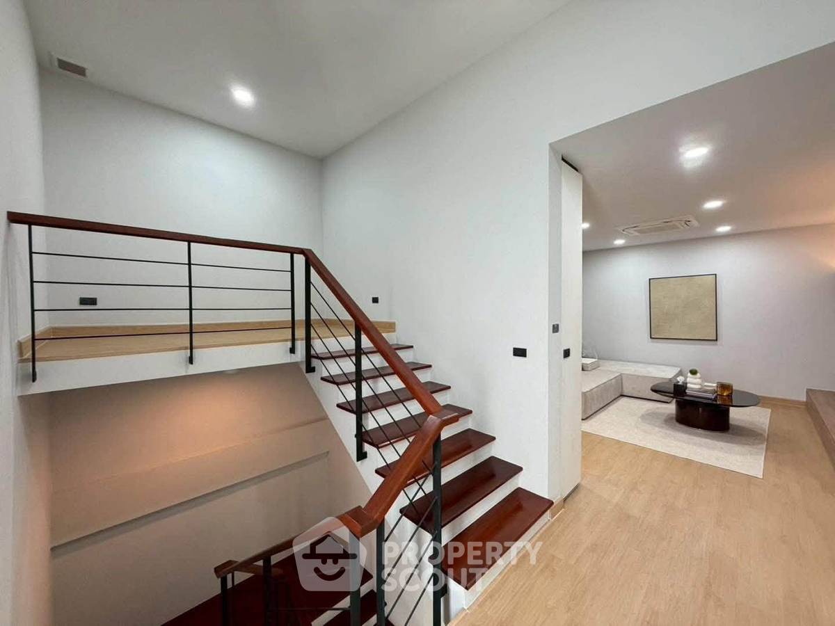picture 453 Sqm 4-BR House At Preecha Ram 3 Rat Phatthana (ID 3198319) - 45/48