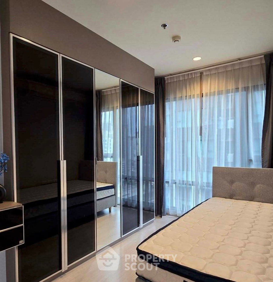 picture 27th-Floor 2-BR Condo At Rhythm Asoke Near MRT Phra Ram 9 (ID 3191746) - 4/7