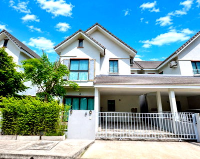 บ้านเดี่ยวให้เช่า : บ้านว่างให้เช่า หมู่บ้านเกรซแลนด์ ตรงข้ามโรงเรียนนานาชาติเกรซ หางดง เชียงใหม่ (R1435) T.0946511456