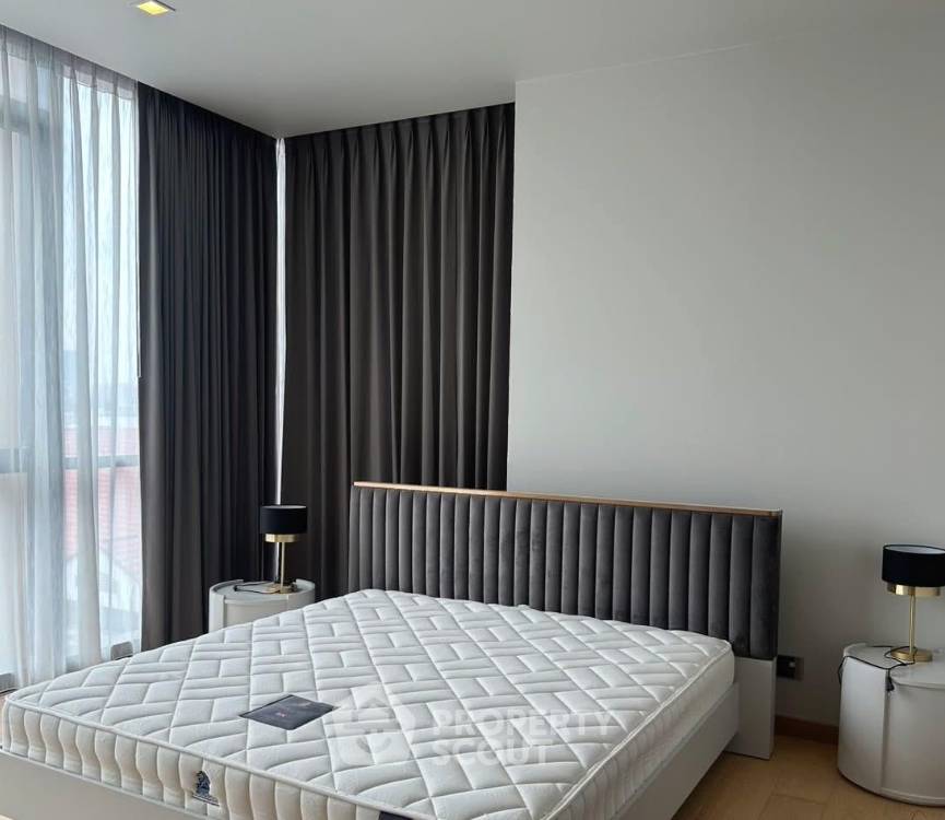 picture Spacious 125 Sqm 2-BR Condo At The Monument Thonglo (ID 3121124) - 2/4
