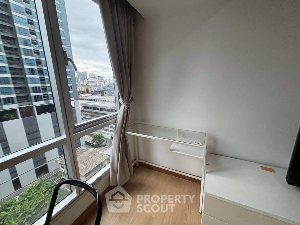 รูป ใกล้ BTS นานา เพียง 200 ม. | 1-BR The Trendy Condominium (ID 883679) - รูปที่ 14/15