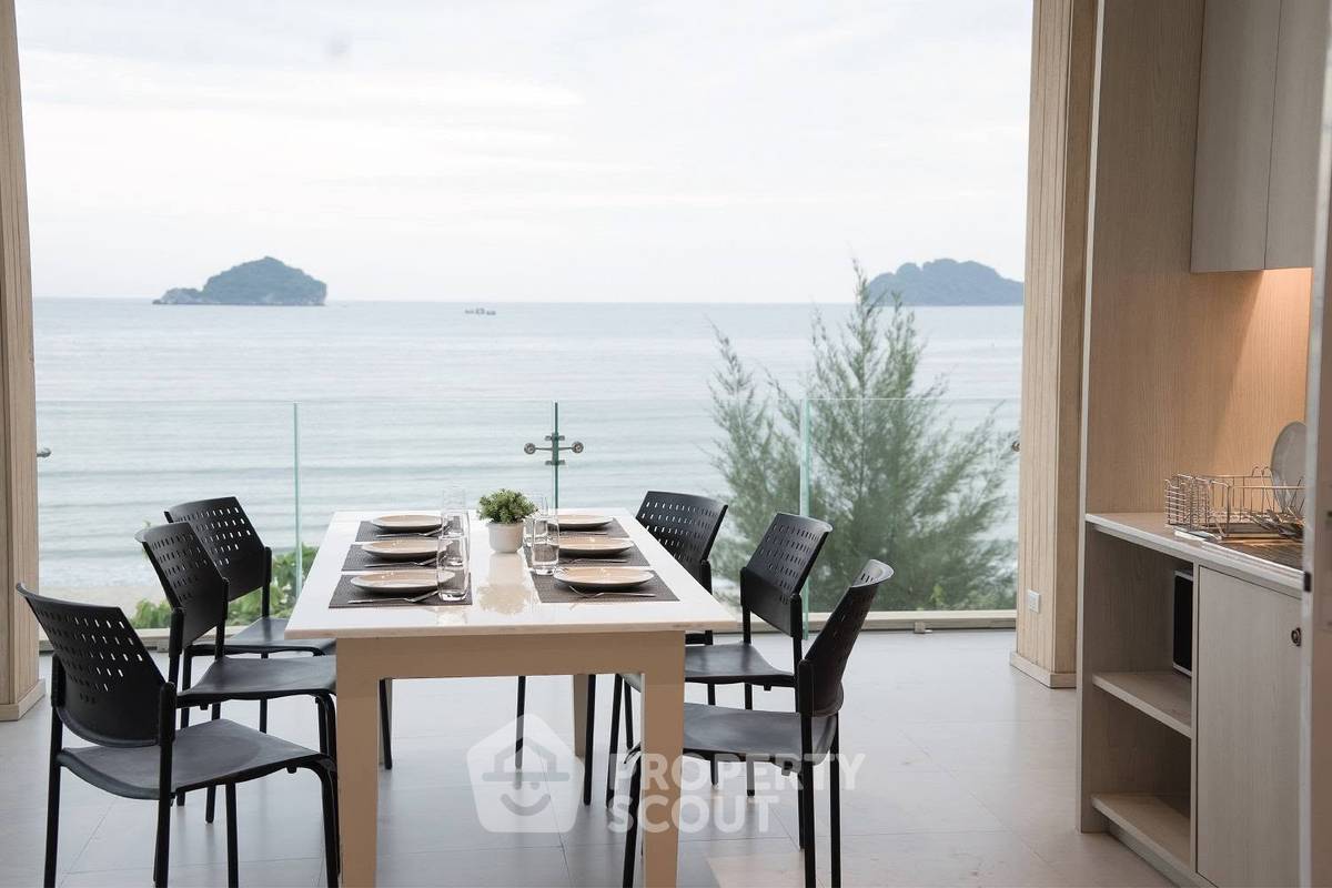 picture 6-BR 365 Sqm Luxury Beachfront House In Prachuap (ID 3195635) - 7/22