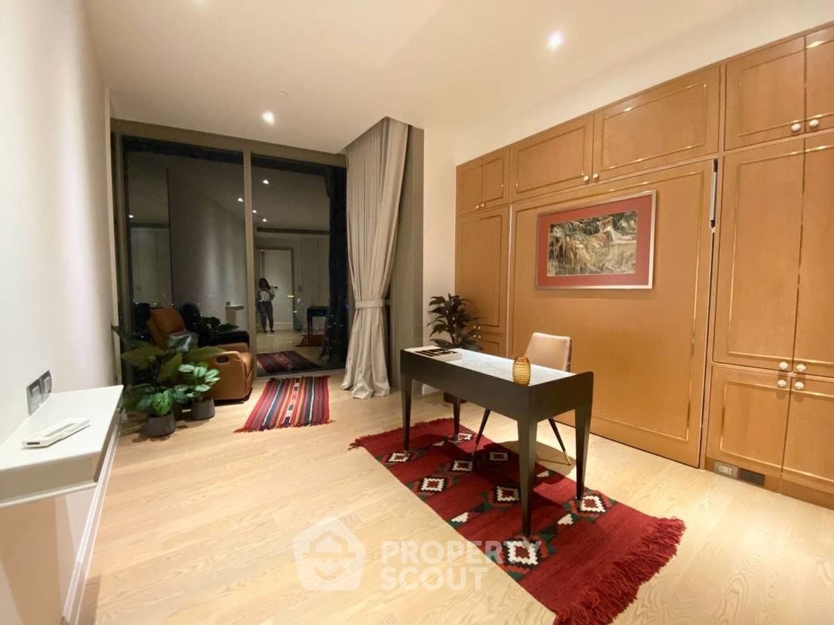 picture 3-BR 144 Sqm At Magnolias Waterfront Residences, BTS Saphan Taksin (ID 3196956) - 13/16