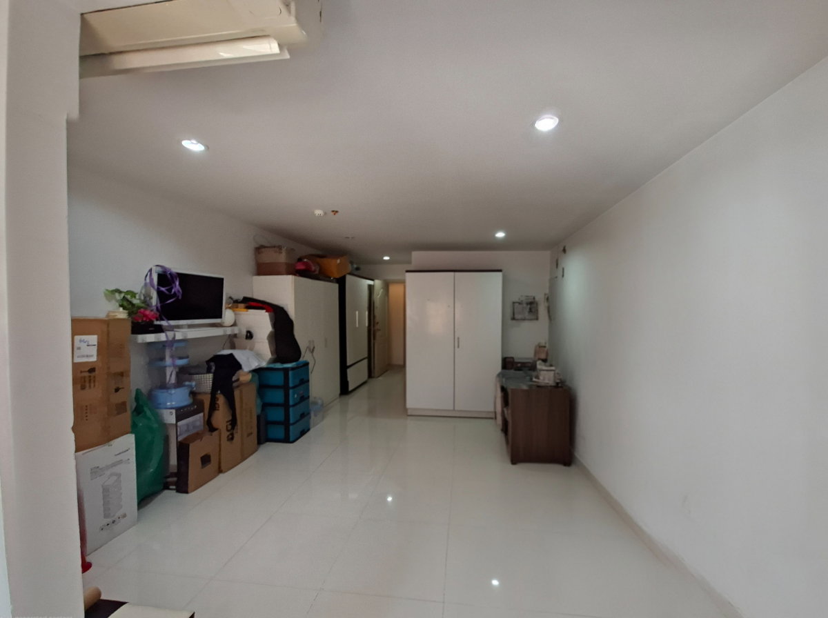 รูป ขายราคาถูกคอนโด Regent Home 12 Latphrao 41 (รีเจ้นท์ โฮม 12 ลาดพร้าว 41) พท. 31ตร.ม.ชั้น2 ตึกB ถ.ลาดพร้าว ห้วยขว้าง กทม. - รูปที่ 1/5