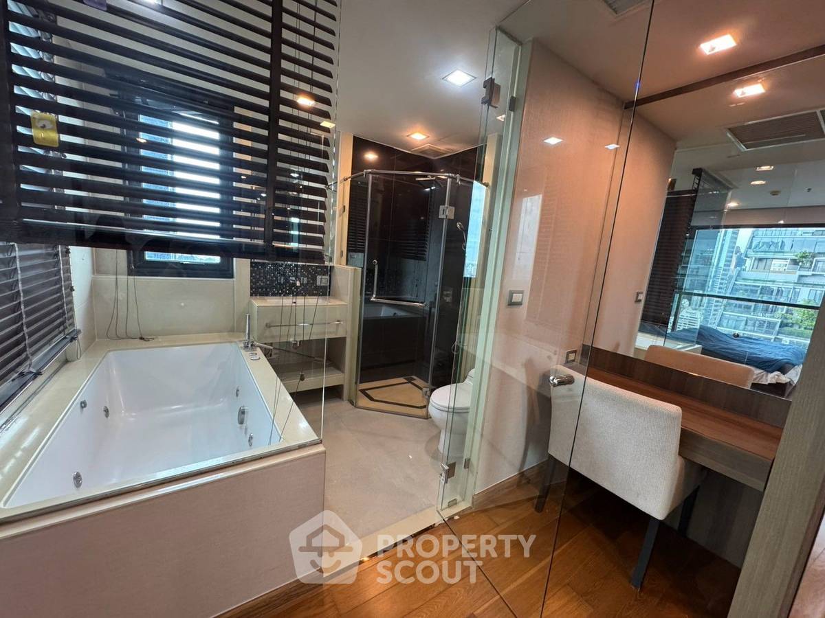 picture 36th-Floor 2-BR The Address Sathorn, 200m To BTS Saint Louis (ID 3197225) - 3/14