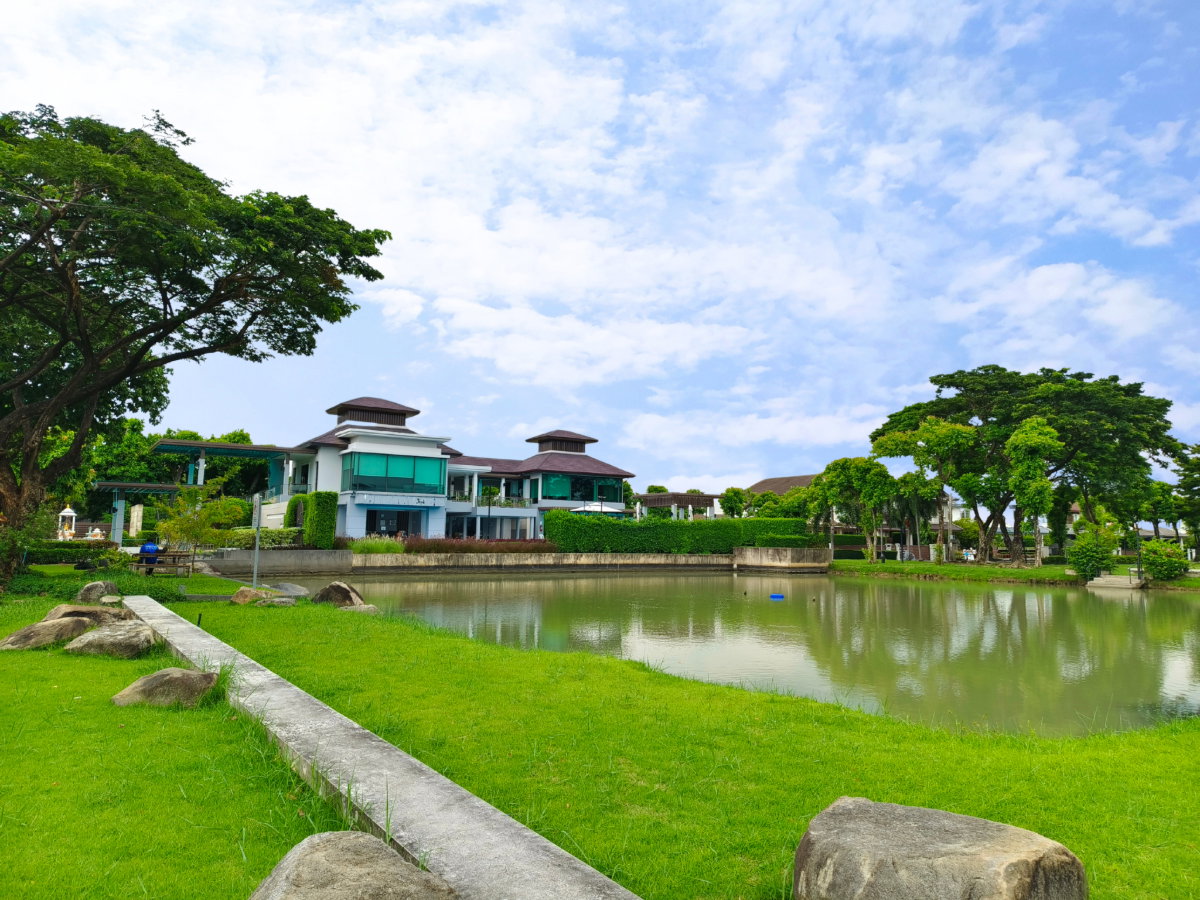 รูป บ้านเดี่ยวพร้อมอยู่ที่มีส่วนกลางระดับ Luxury โครงสร้างดีไม่ต้องซ่อม คุ้มค่าที่สุด ใกล้โรงเรียนนานาชาติชื่อดัง - รูปที่ 25/26